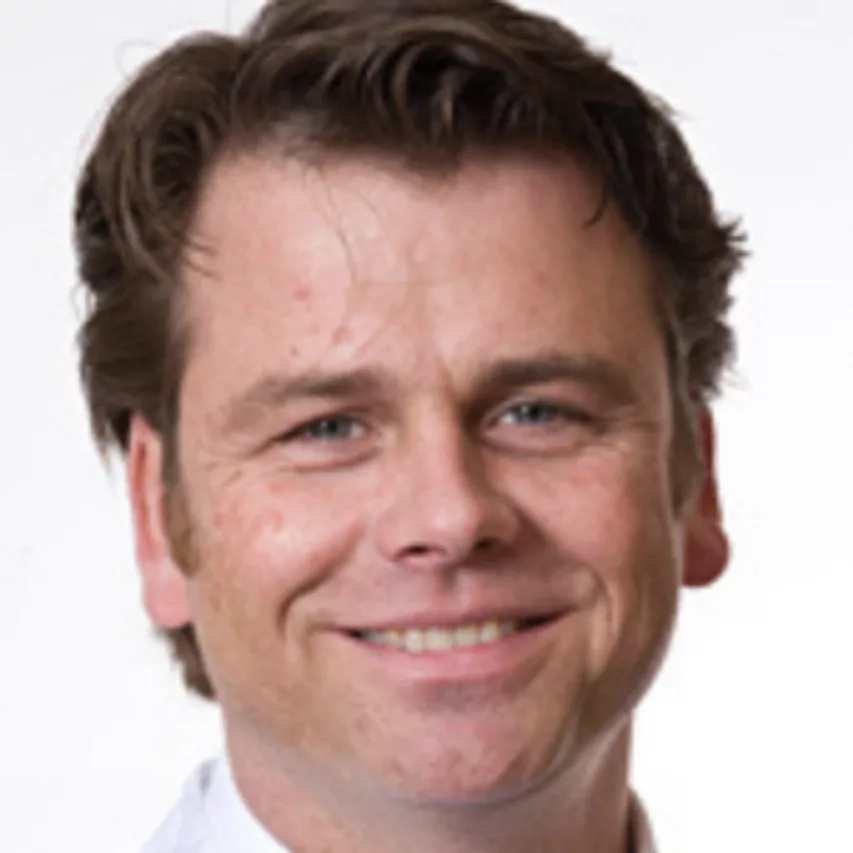 Dr. med. Roman Feil | besser operiert